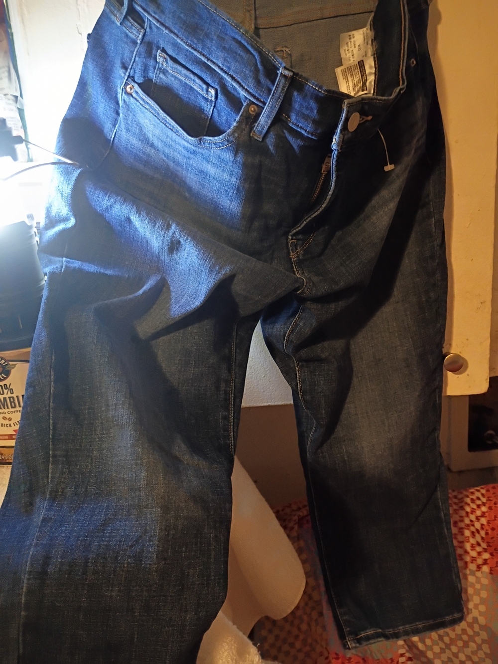 Levi's Dark Blue Denim Capri Pants